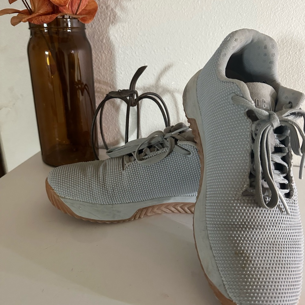 NOBULL Women's Gray Athletic Shoes